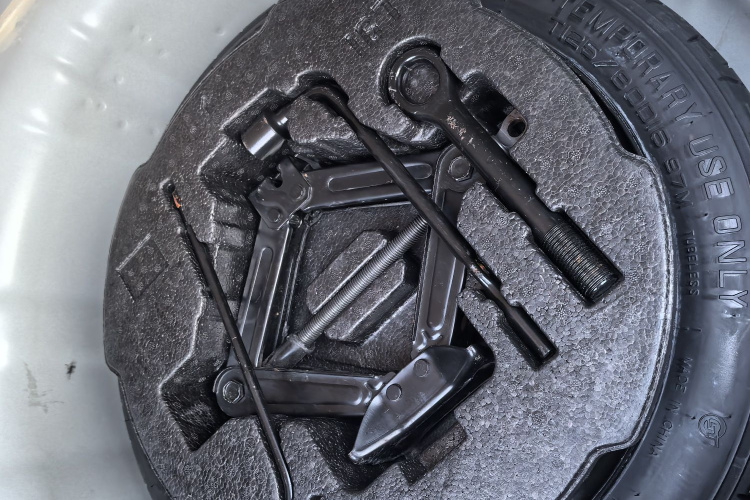 现代 名图 2017款 1.8L 自动智能型GLS 国V局部细节9004