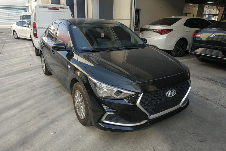 现代 悦动 2020款 1.6L 自动GL悦目版车身外观3