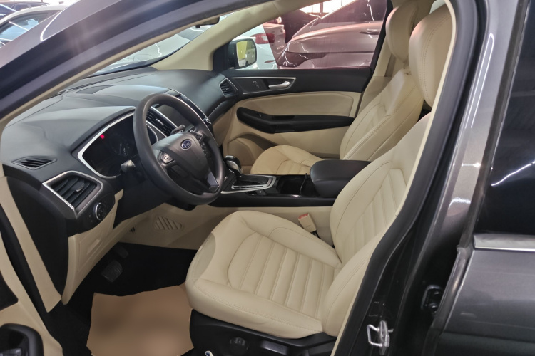 福特 锐界 2015款 2.0T GTDi 两驱精锐型局部细节19