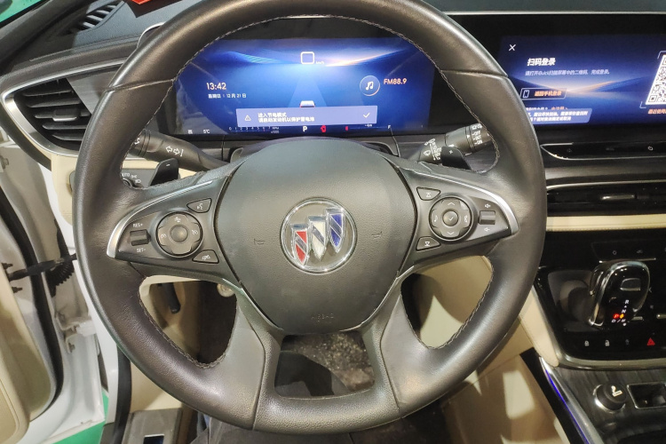 别克GL8 2023款 ES陆尊 豪华型中控内饰13