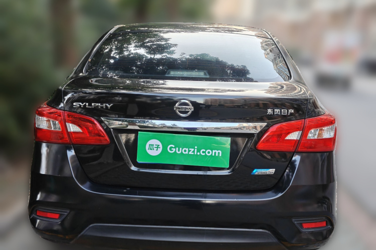 日产 轩逸 2019款 1.6XV CVT智联尊享版 国VI车身外观6