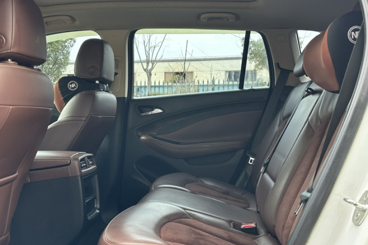 别克 昂科威 2016款 20T 两驱精英型中控内饰7002