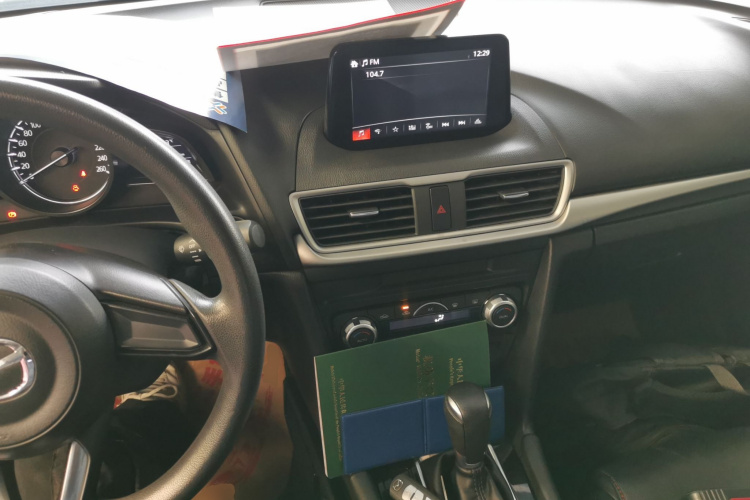 马自达3 昂克赛拉 2017款 三厢 1.5L 自动豪华型 国V中控内饰12