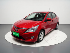 现代 瑞纳 2010款 三厢 1.4L 手动豪华型GLS