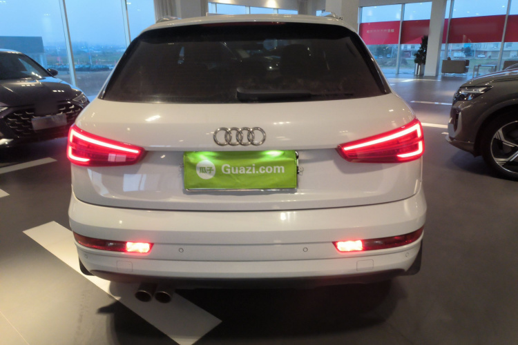 奥迪Q3 2018款 30周年年型 30 TFSI 时尚型车身外观6