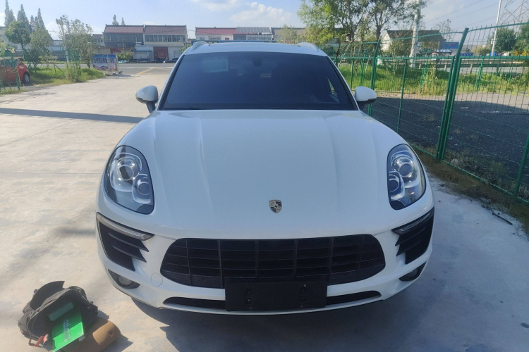 保时捷 2014款 Macan 2.0T车身外观2