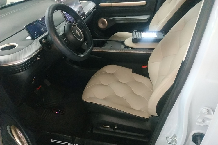 宝骏云朵 2023款 460 Pro局部细节19