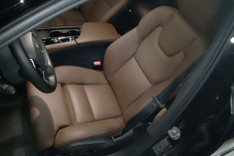 沃尔沃S90 2025款 B5 智远豪华版局部细节19