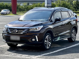 广汽传祺 传祺GS4 2015款 200T G-DCT豪华版