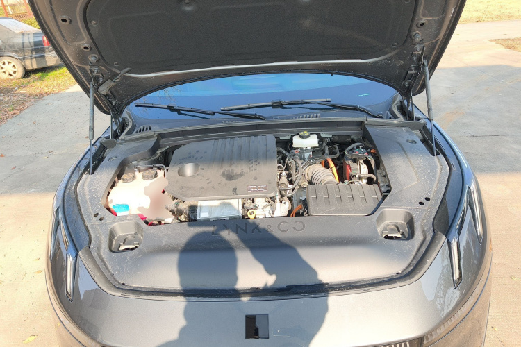 领克07 2024款 EM-P 126长续航 Halo机舱底盘24