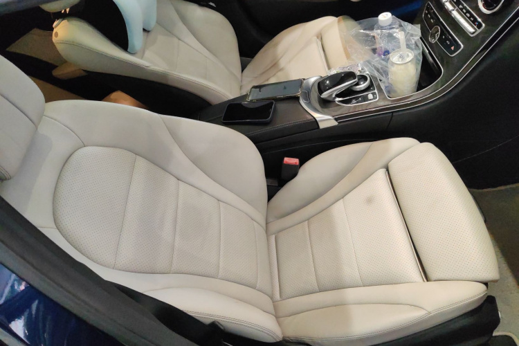 奔驰C级 2015款 C 200 L 运动型局部细节41