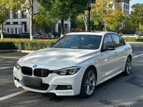 宝马3系 2018款 320i M运动曜夜版