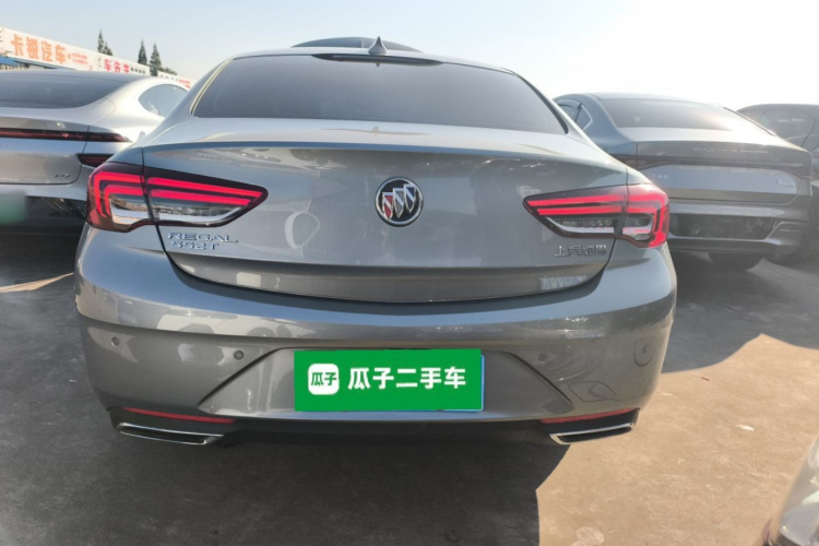 别克 君威 2023款 552T 智享型车身外观6