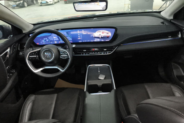 别克 君越 2023款 28T 越尊版中控内饰12