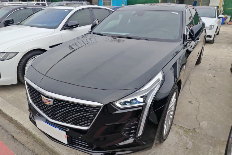 凯迪拉克CT6 2019款 28T 豪华型车身外观1