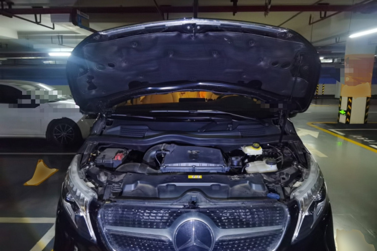 奔驰V级 2021款 V 260 L 长轴距豪华版局部细节24