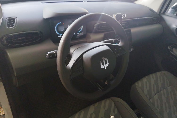 零跑汽车 零跑T03 2024款 310舒享版中控内饰13