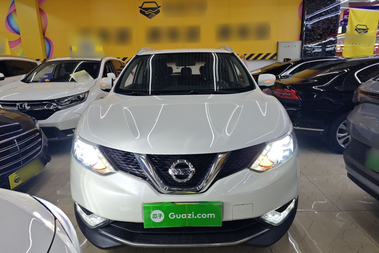 日产 逍客 2017款 2.0L CVT精英版 国V车身外观6001