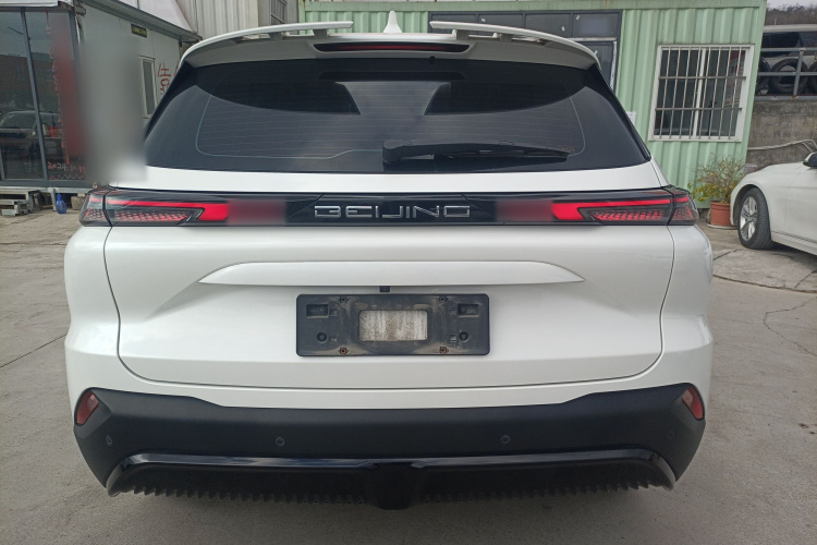 北京汽车 魔方 2022款 1.5T DCT铂金版车身外观6004