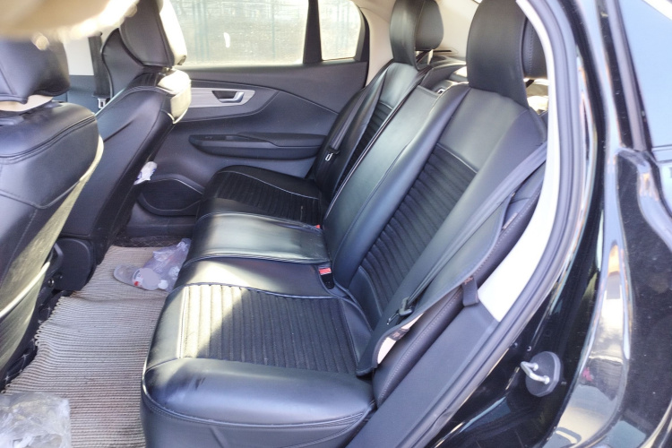 红旗E-QM5 2024款 610km PLUS中控内饰21