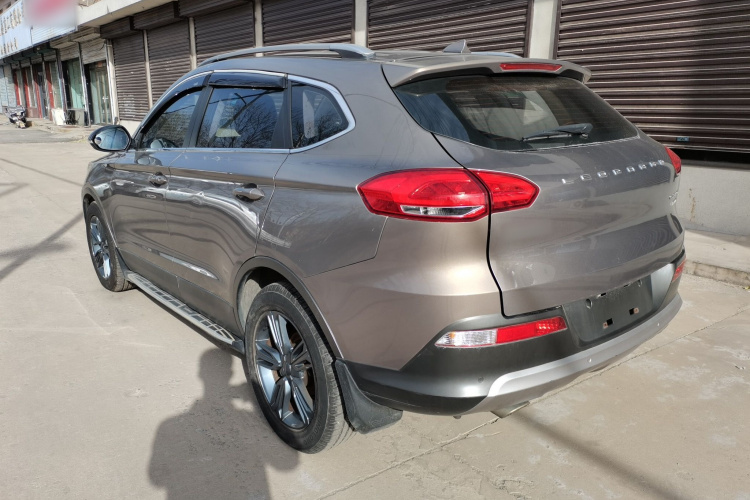 猎豹汽车 猎豹CS10 2017款 2.0T 手动风尚型车身外观4