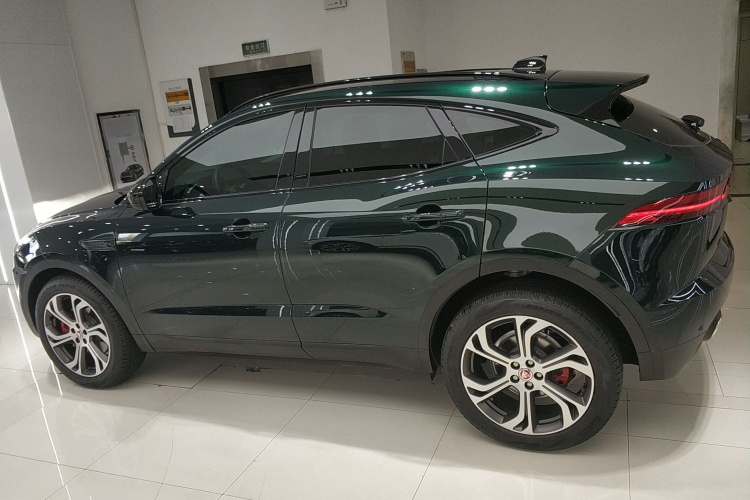 捷豹E-PACE 2024款 耀黑运动版 R-DYNAMIC SE BLACK车身外观6003