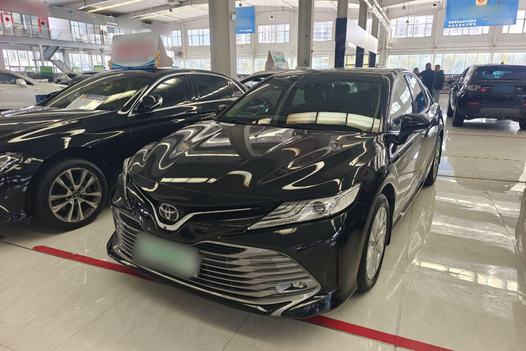 丰田 凯美瑞 2018款 2.0G 豪华版车身外观6005