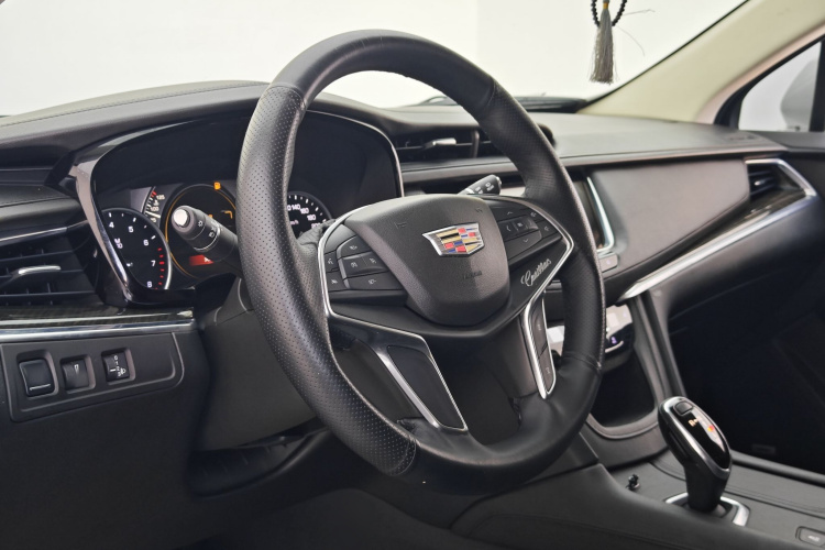 凯迪拉克XT5 2018款 25T 豪华型中控内饰7009