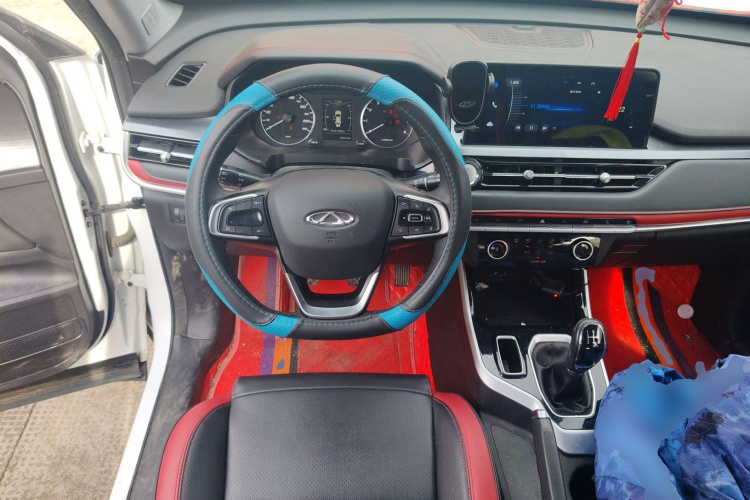 奇瑞 瑞虎5x 2022款 超级英雄版 1.5L 手动时尚型中控内饰13