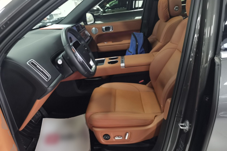 理想汽车 理想L6 2024款 Pro中控内饰19