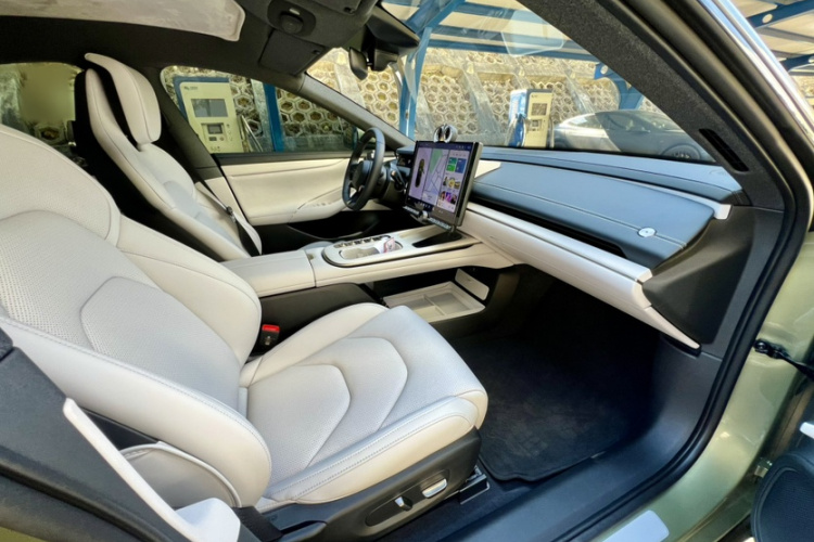 小米汽车 小米SU7 2024款 后驱超长续航高阶智驾Pro版局部细节41