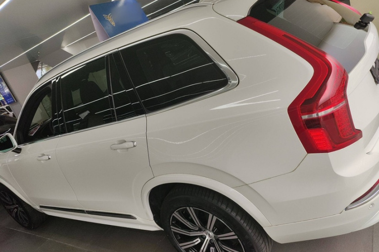 沃尔沃XC90 2023款 B5 智行豪华版 5座车身外观6006