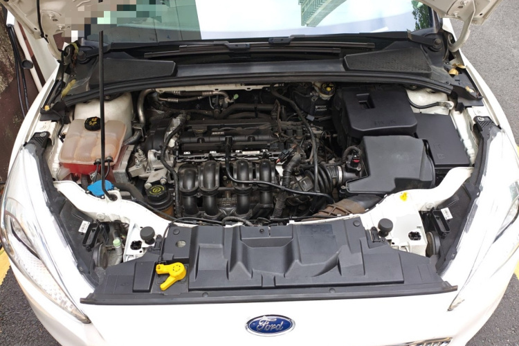 福特 福克斯 2015款 三厢 1.6L 自动舒适型局部细节24