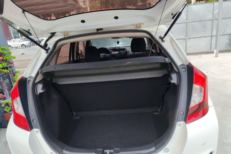 本田 飞度 2016款 1.5L LX CVT舒适型局部细节23