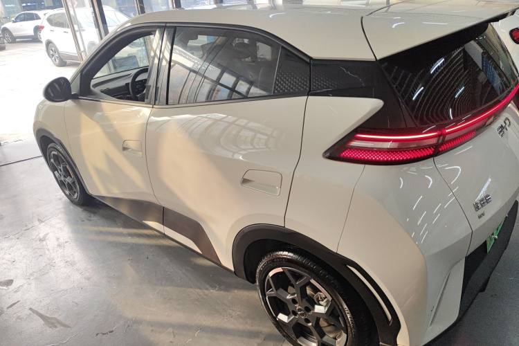 比亚迪 海鸥 2025款 305km 自由版车身外观4