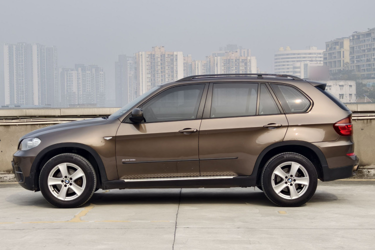宝马X5(进口) 2013款 xDrive35i 领先型车身外观6004