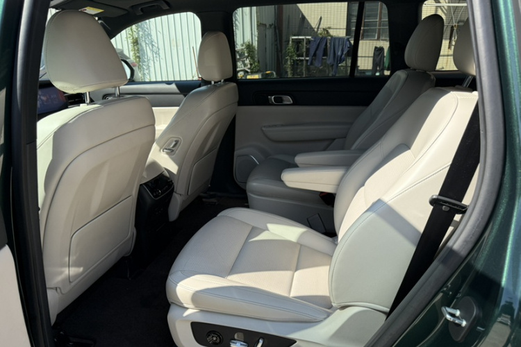 理想汽车 理想ONE 2021款 增程6座版中控内饰7002