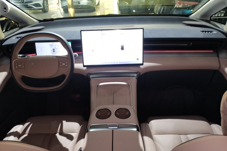 小鹏X9 2025款 740超长续航 Max中控内饰12