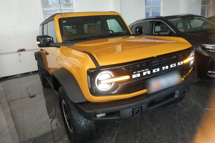 福特烈马 2024款 2.3T 长滩大脚越野版车身外观3