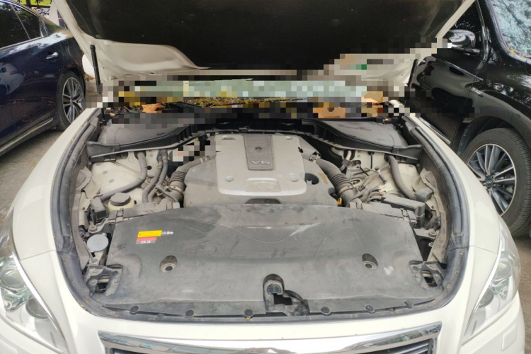 英菲尼迪Q70 2013款 Q70L 2.5L 舒适版局部细节24