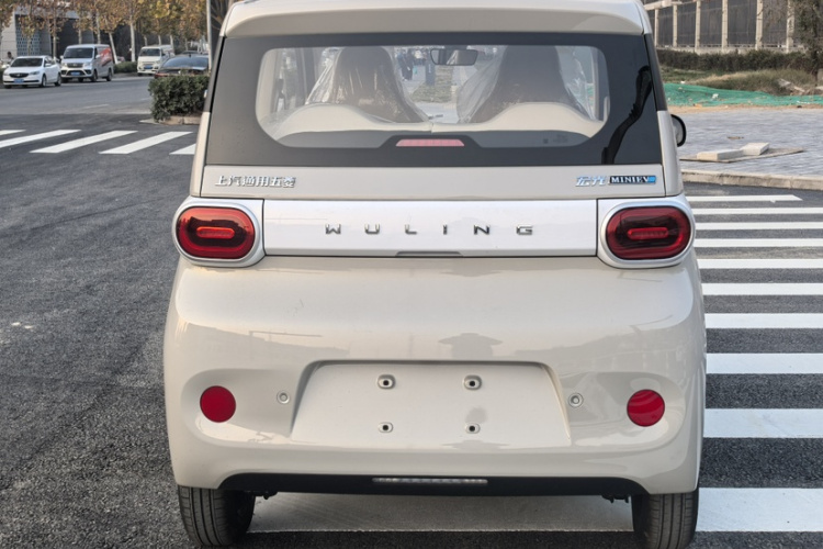 五菱汽车 宏光MINIEV 2024款 第三代 215km 青春版车身外观6005