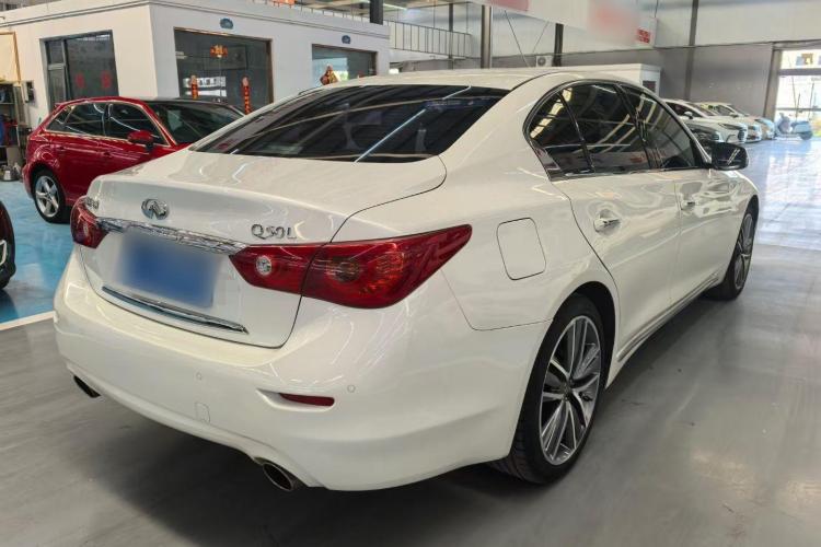 英菲尼迪Q50L 2015款 2.0T 运动版车身外观6005