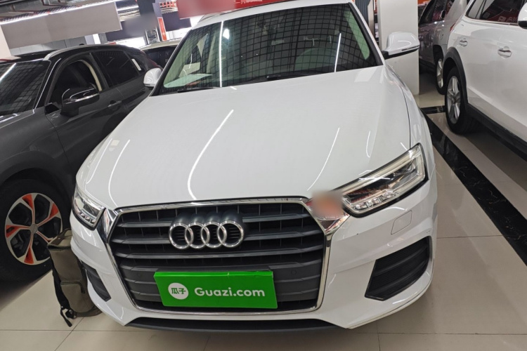 奥迪Q3 2018款 30周年年型 35 TFSI 时尚型车身外观2