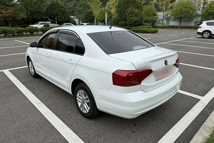 大众 捷达 2017款 1.5L 手动时尚型车身外观6005