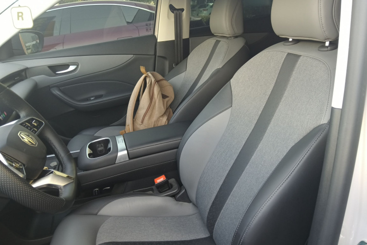 名爵 MG ES5 2025款 425pro 后驱版局部细节19