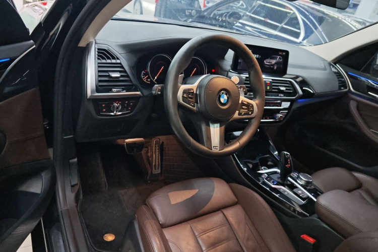 宝马X3 2018款 xDrive28i M运动套装 国VI中控内饰7001