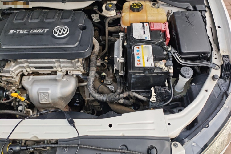 别克 英朗 2016款 15N 自动精英型机舱底盘26