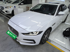 捷豹XEL 2020款 2.0T 200PS S进取优雅版