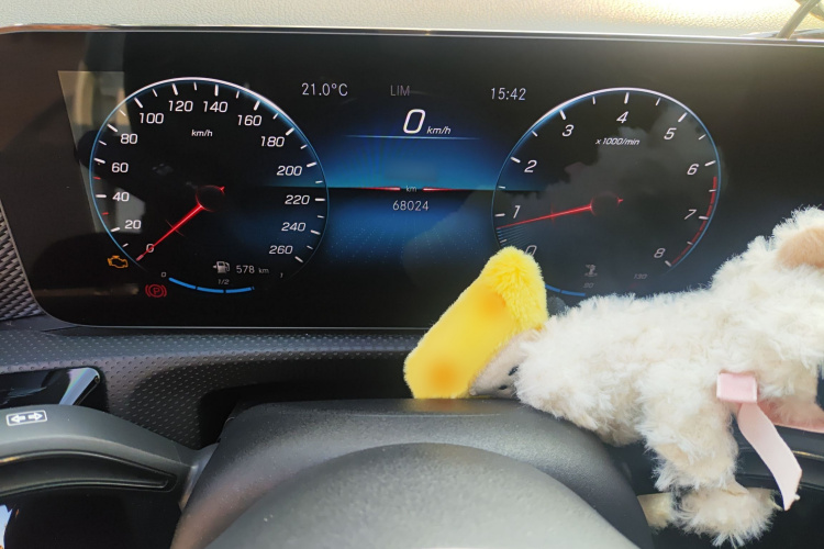 奔驰A级 2021款 A 180 L 运动轿车局部细节14