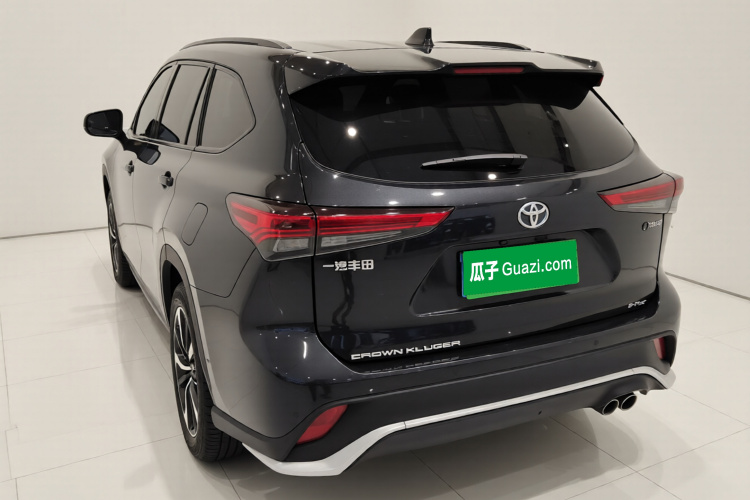 丰田 皇冠陆放 2022款 2.5L HEV四驱尊贵版车身外观5